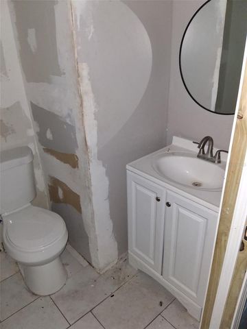 1001 CARLTON STREET, Clearwater, FL 33755