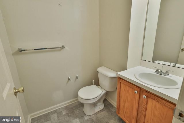8145 CROSS CREEK CIR, Breinigsville, PA 18031