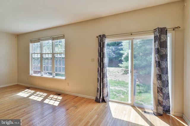 8145 CROSS CREEK CIR, Breinigsville, PA 18031