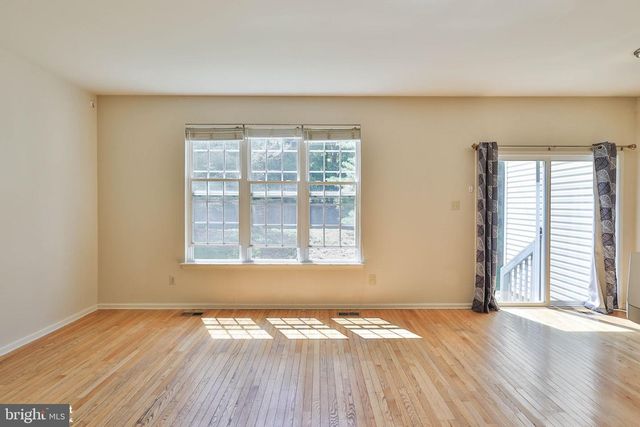 8145 CROSS CREEK CIR, Breinigsville, PA 18031