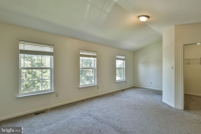 8145 CROSS CREEK CIR, Breinigsville, PA 18031