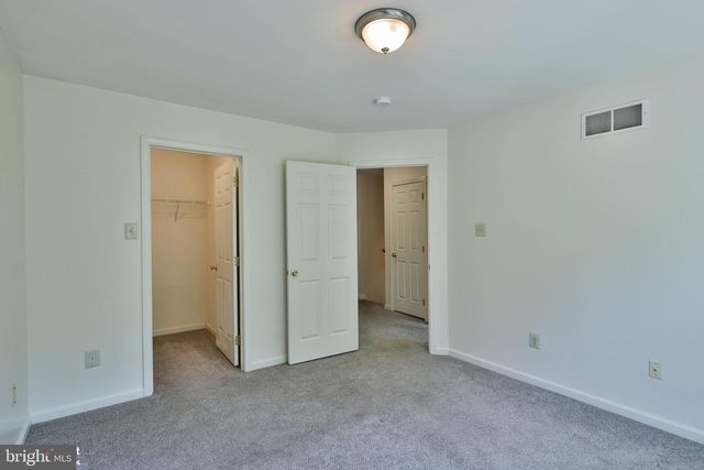 8145 CROSS CREEK CIR, Breinigsville, PA 18031