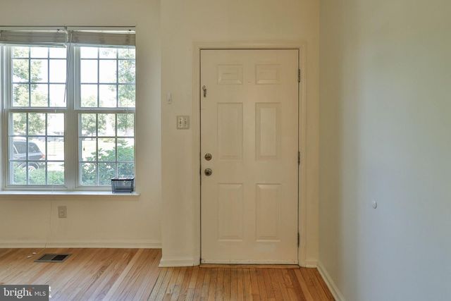 8145 CROSS CREEK CIR, Breinigsville, PA 18031