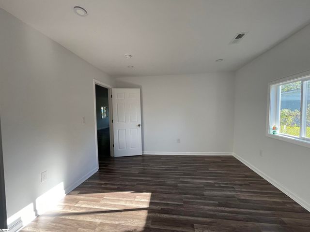 103 Mason Street, Clinton, SC 29325