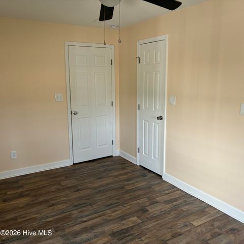 376 Governors Road SE, Winnabow, NC 28479