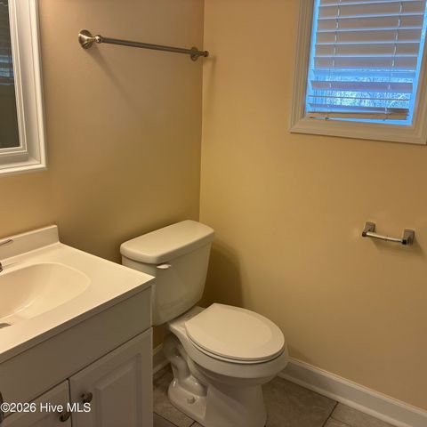 376 Governors Road SE, Winnabow, NC 28479