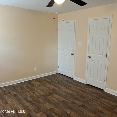 376 Governors Road SE, Winnabow, NC 28479