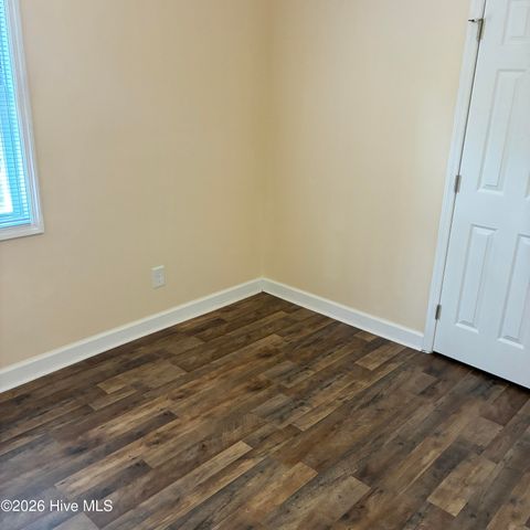 376 Governors Road SE, Winnabow, NC 28479