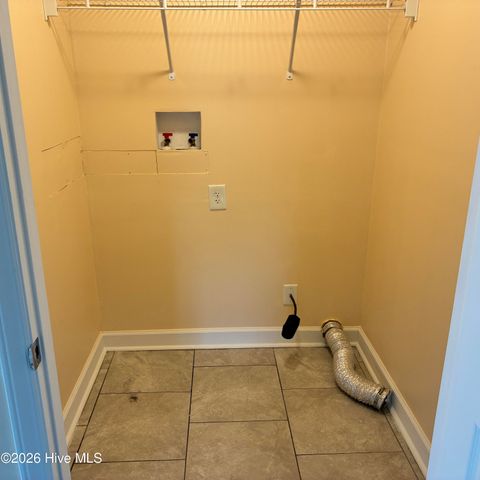 376 Governors Road SE, Winnabow, NC 28479