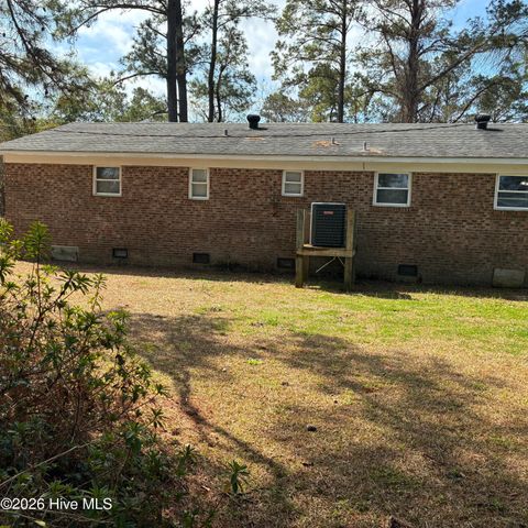 376 Governors Road SE, Winnabow, NC 28479