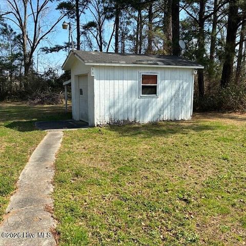 376 Governors Road SE, Winnabow, NC 28479