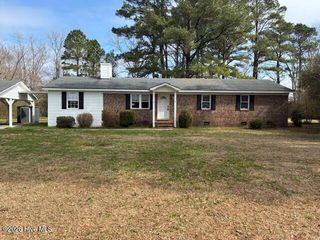376 Governors Road SE, Winnabow, NC 28479