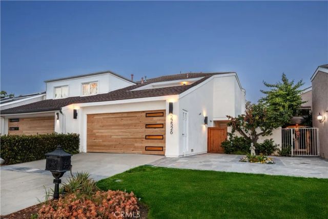 22526 Lake Forest Lane, Lake Forest, CA 92630