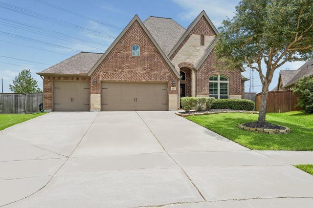 9242 Holloway Cliff Lane, Cypress, TX 77433