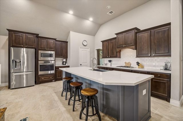 9242 Holloway Cliff Lane, Cypress, TX 77433