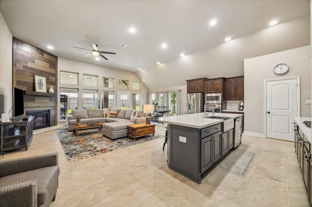 9242 Holloway Cliff Lane, Cypress, TX 77433