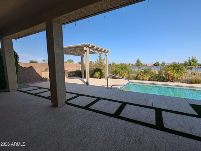 24611 N 174TH Drive, Surprise, AZ 85387