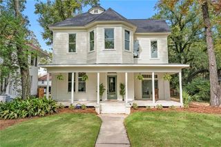 1662 Government Street, Mobile, AL 36604