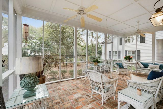 500 Central Avenue, Summerville, SC 29483