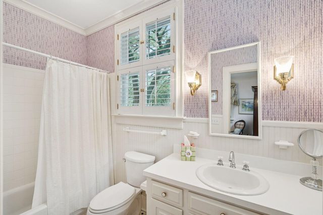 500 Central Avenue, Summerville, SC 29483