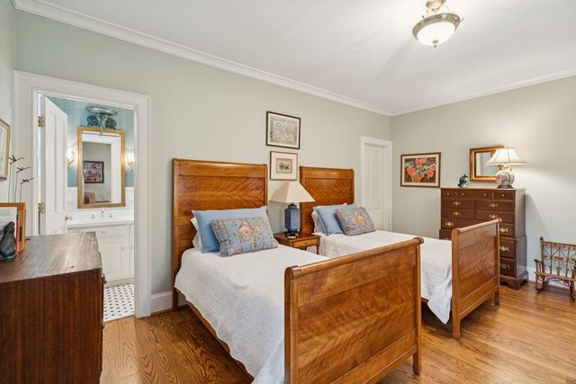 500 Central Avenue, Summerville, SC 29483