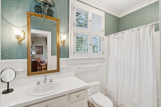 500 Central Avenue, Summerville, SC 29483