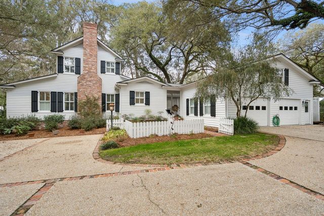 500 Central Avenue, Summerville, SC 29483