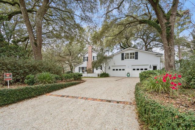 500 Central Avenue, Summerville, SC 29483