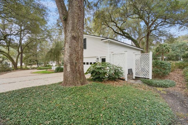 500 Central Avenue, Summerville, SC 29483
