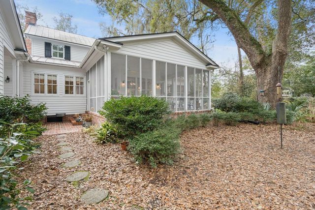 500 Central Avenue, Summerville, SC 29483