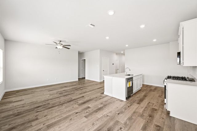 1881 Redwood Lane, Dayton, TX 77535
