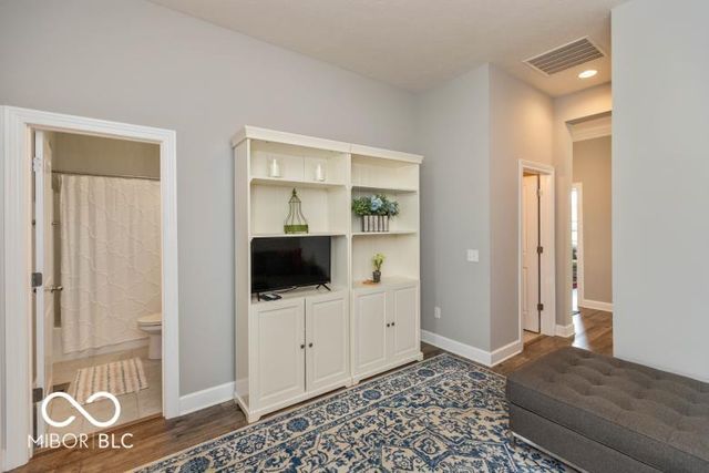 10732 Flat Fork Drive, Fishers, IN 46040