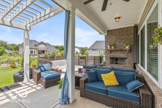 10732 Flat Fork Drive, Fishers, IN 46040