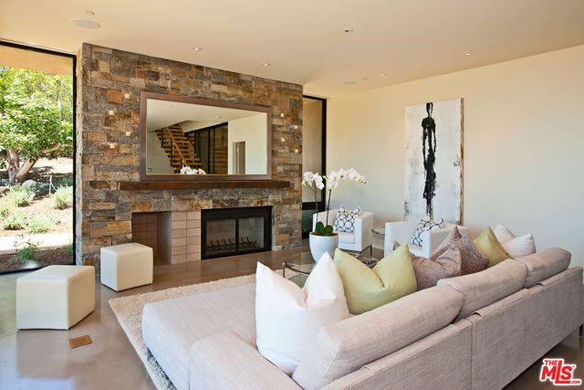 6228 Sycamore Meadows Drive, Malibu, CA 90265