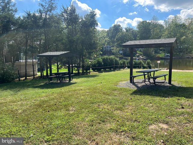 101 MONTICELLO CIR, Locust Grove, VA 22508