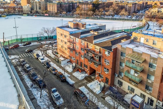 13907 34th Avenue, Flushing, NY 11354