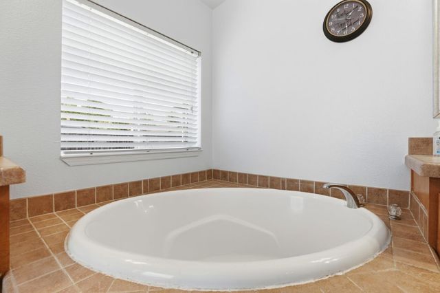 500 W 10th Street 119, Gilroy, CA 95020