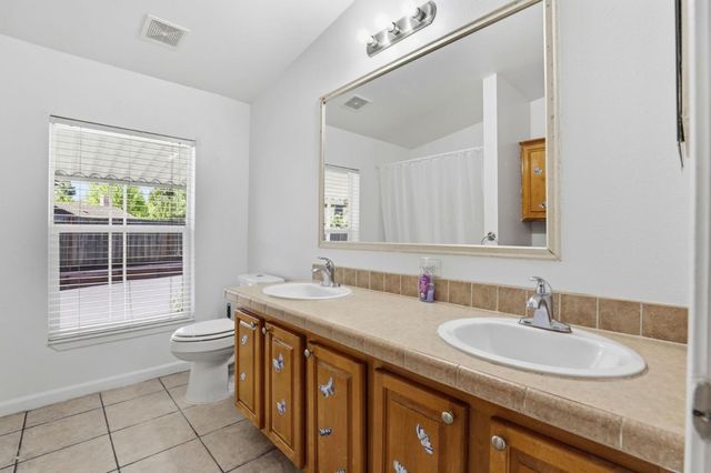 500 W 10th Street 119, Gilroy, CA 95020
