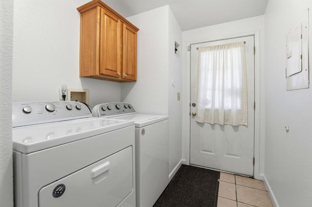500 W 10th Street 119, Gilroy, CA 95020