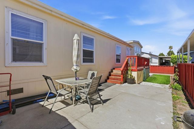 500 W 10th Street 119, Gilroy, CA 95020