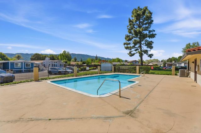 500 W 10th Street 119, Gilroy, CA 95020