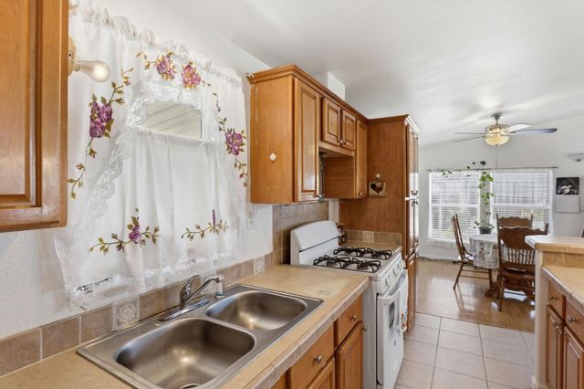 500 W 10th Street 119, Gilroy, CA 95020