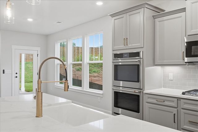 157 Ives Way, Piedmont, SC 29673