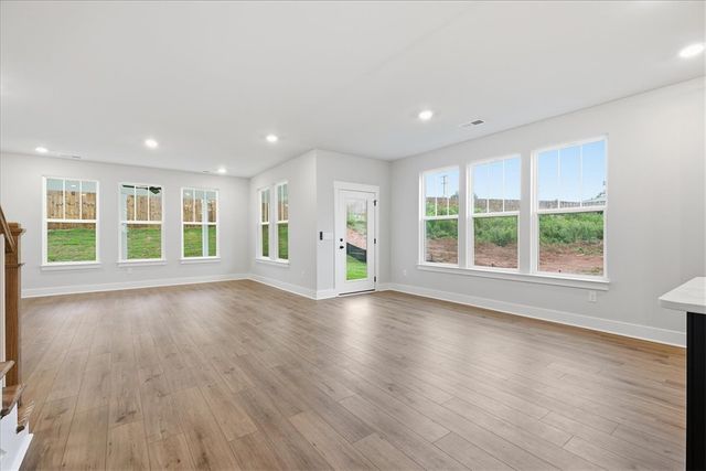 157 Ives Way, Piedmont, SC 29673