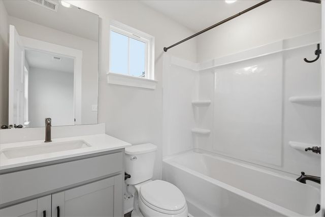 157 Ives Way, Piedmont, SC 29673
