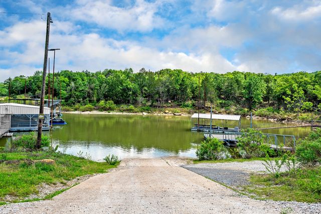 260 Susan Drive, Pottsboro, TX 75076