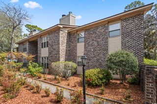 404 75th Ave N Apt E, Myrtle Beach, SC 29572