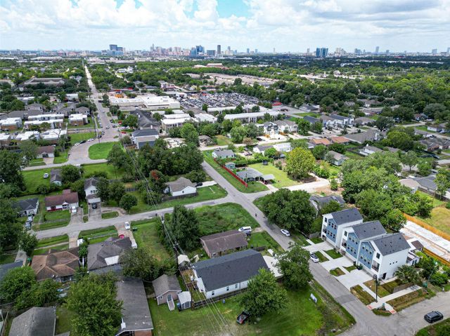 7211 Conley Street, Houston, TX 77021