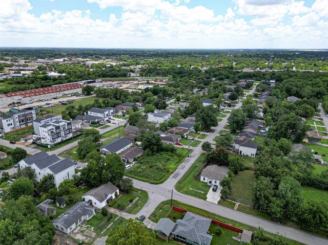 7211 Conley Street, Houston, TX 77021