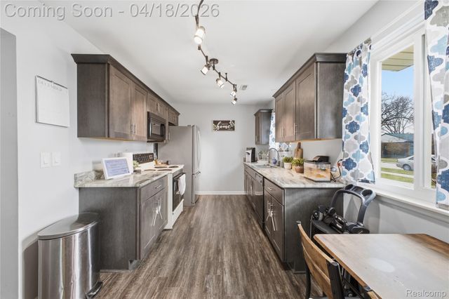 8573 Liberty Boulevard, Westland, MI 48185